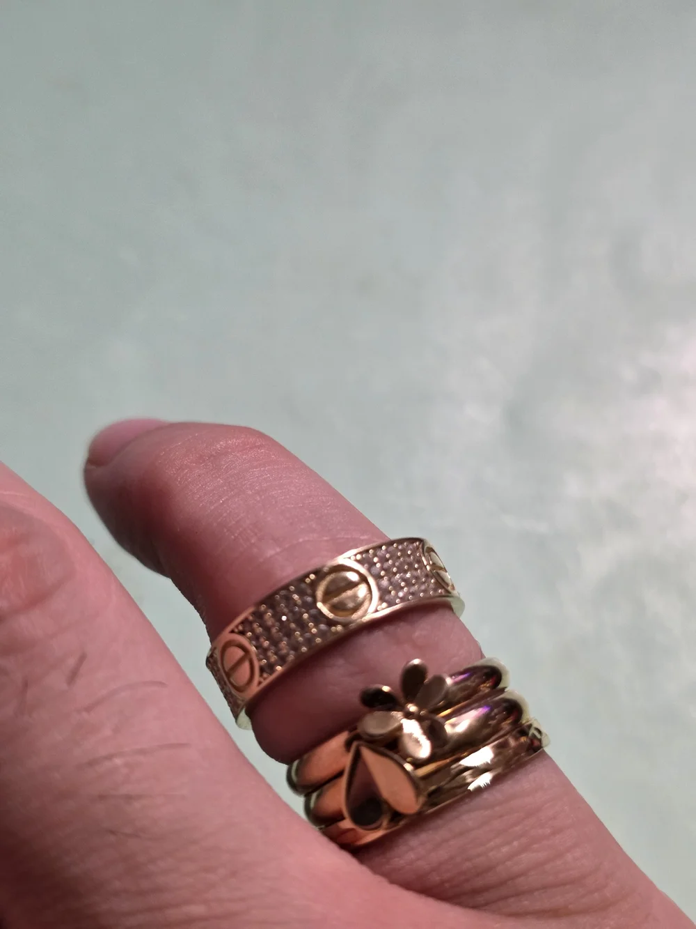 Beautiful Elegant 14k Gold MOTIF Screws Ring